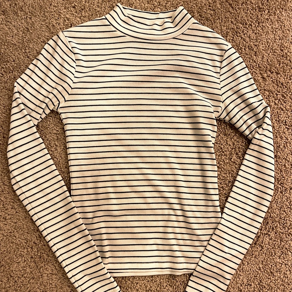 Striped long sleeve top